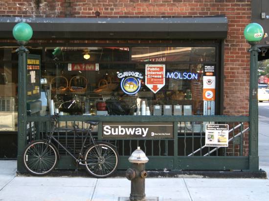 SUBWAY